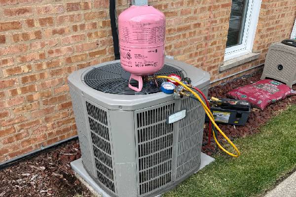 Outdoor Air Conditioning Condenser Repair and Maintenance